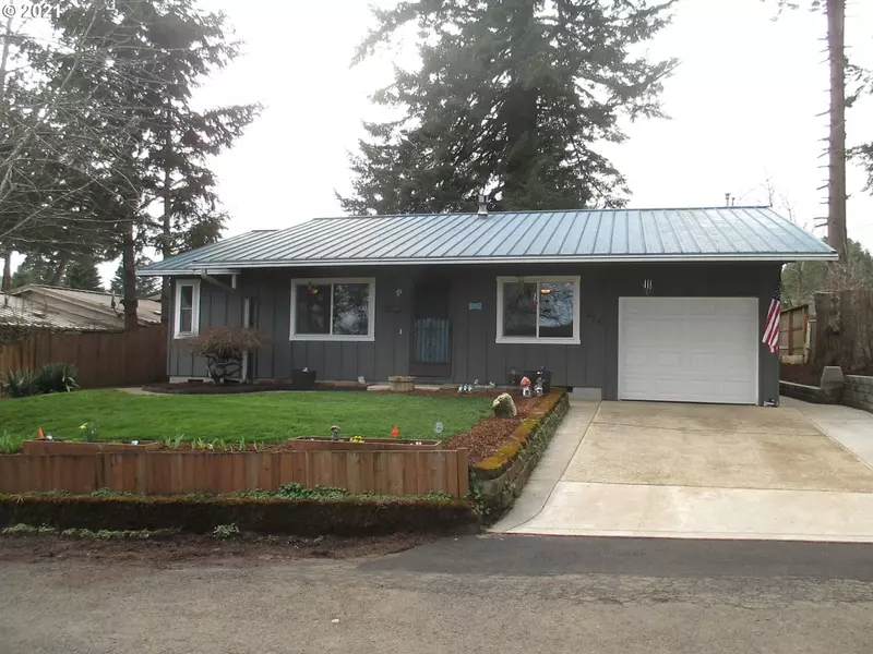 425 SW WALNUT ST, Willamina, OR 97396