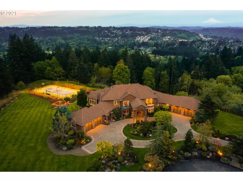 24352 SW VALLEY VIEW RD, West Linn, OR 97068