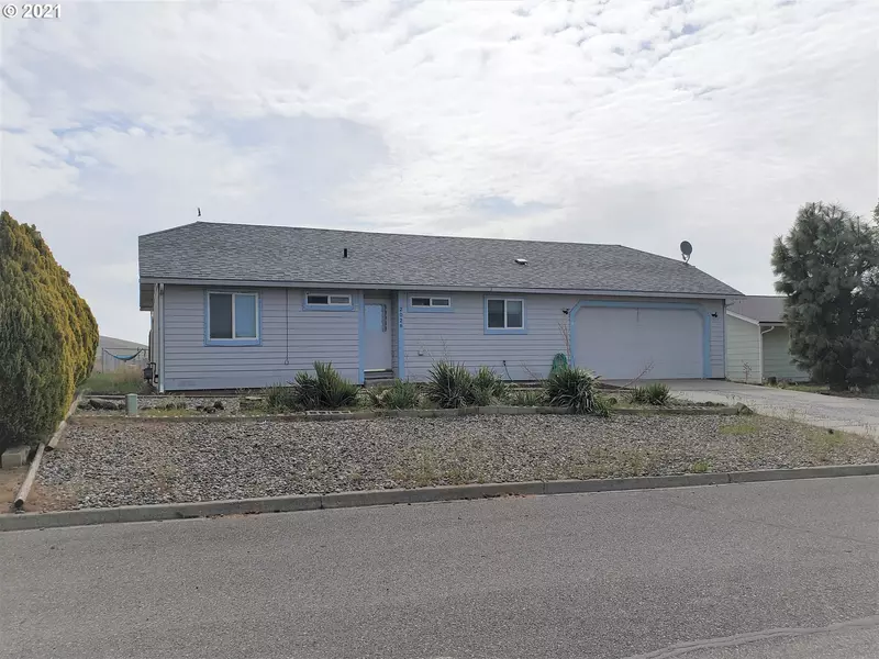 2026 CHATFIELD PL, Goldendale, WA 98620