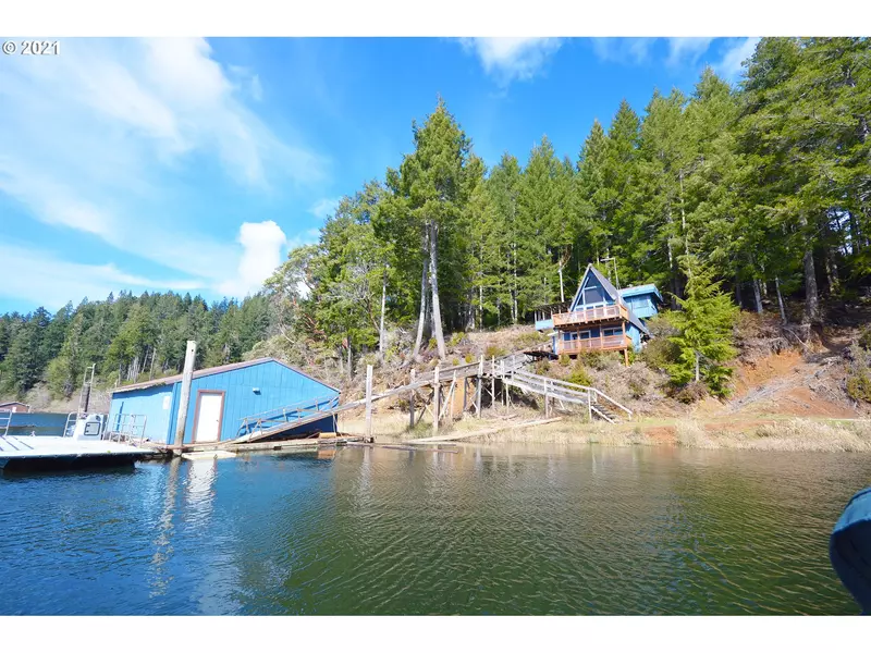 4274 S TENMILE LAKE, Lakeside, OR 97449