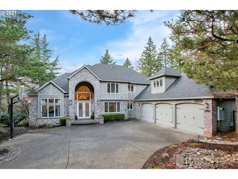 3700 MARQUIS CT, Lake Oswego, OR 97034