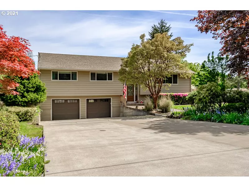 5905 NW VINEYARD DR, Corvallis, OR 97330