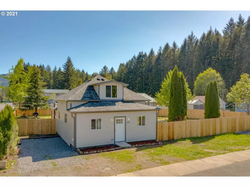 301 W WILSON ST, Yacolt, WA 98675