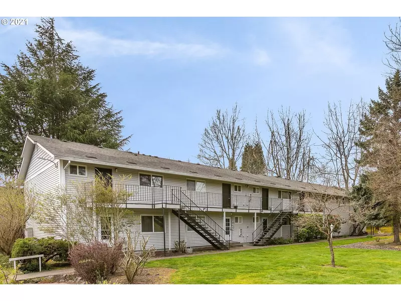 6835 SW CAPITOL HILL RD #31, Portland, OR 97219