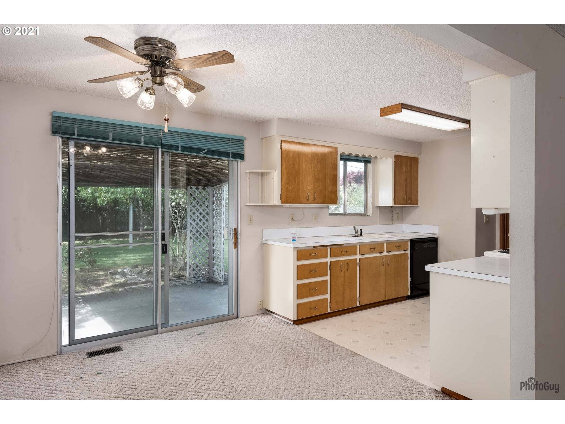 Eugene, OR 97404,3440 Hyacinth ST