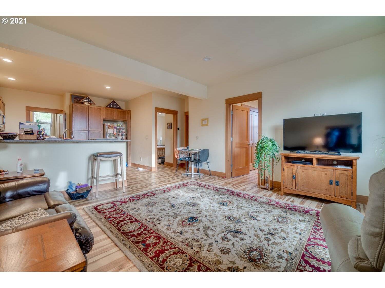 White Salmon, WA 98672,636 AGAPE WAY