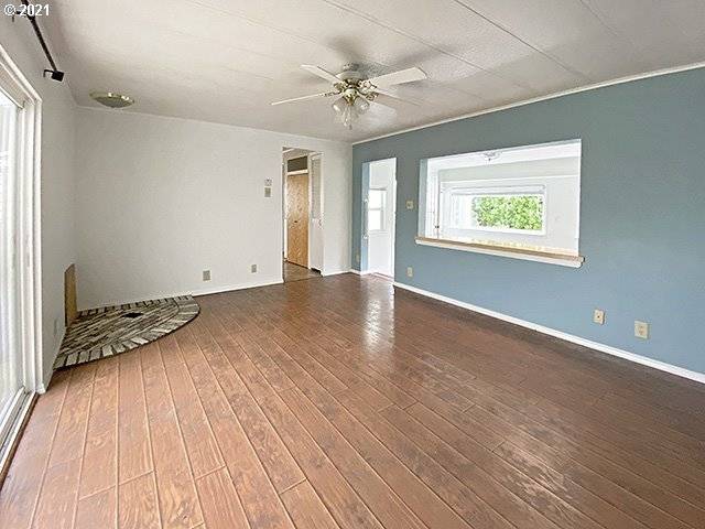 Florence, OR 97439,1601 RHODODENDRON DR #589