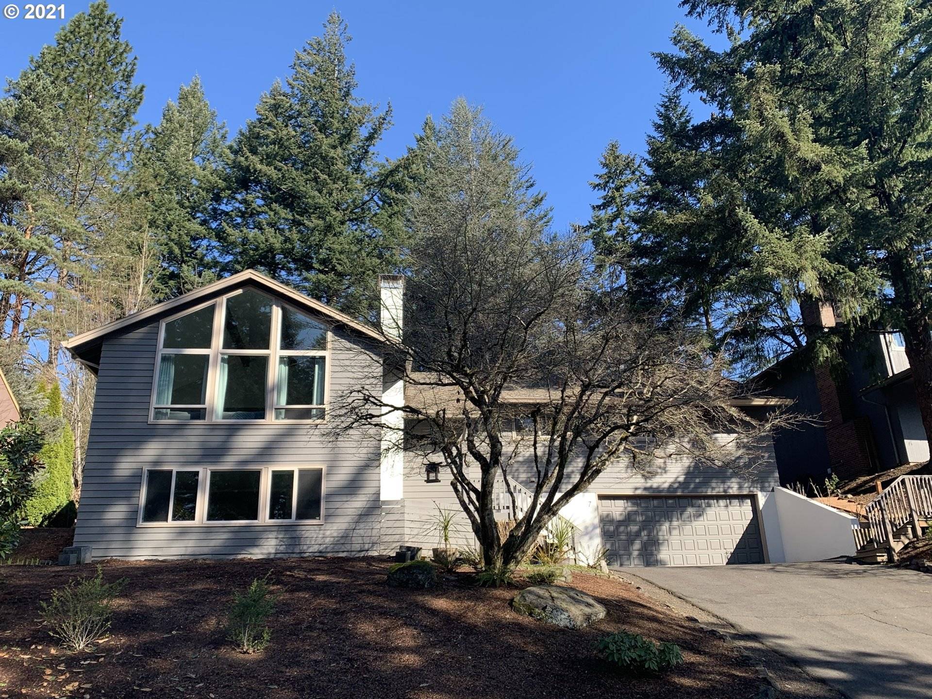 7 PREAKNESS CT, Lake Oswego, OR 97035