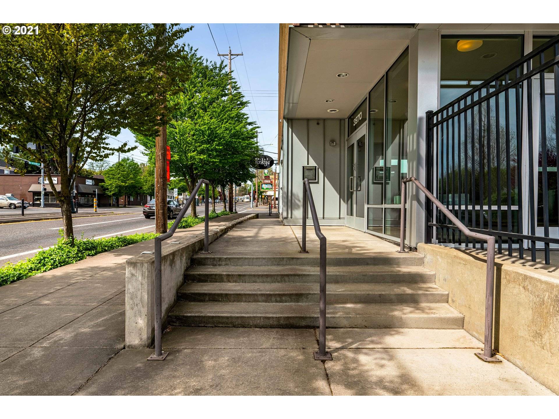 Portland, OR 97227,3970 N INTERSTATE AVE #305