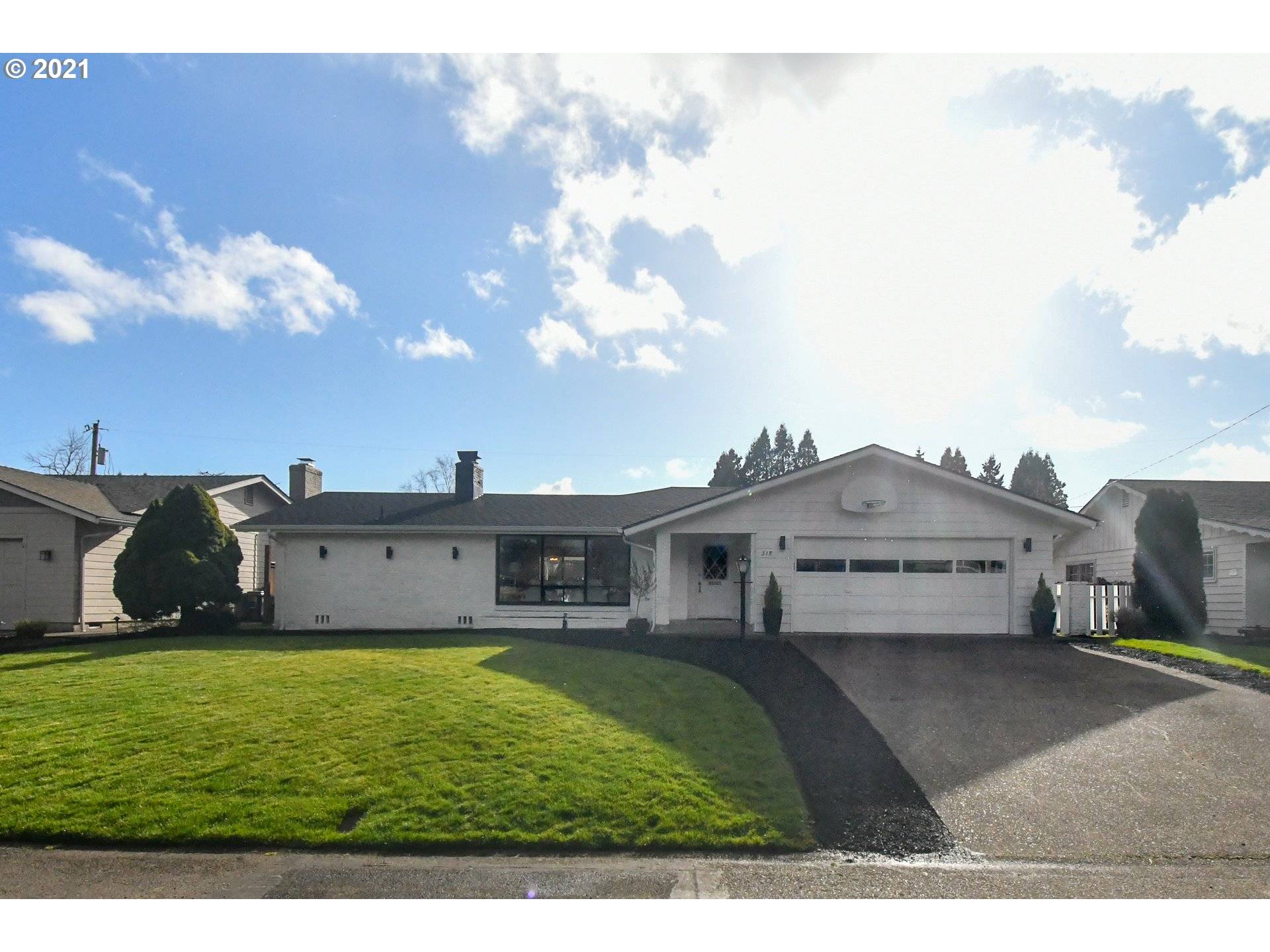 518 ROAN DR, Eugene, OR 97401