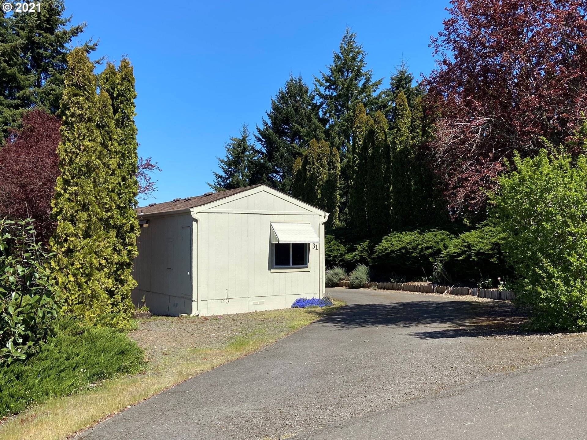 Cheshire, OR 97419,26916 HWY 36 #SP 31
