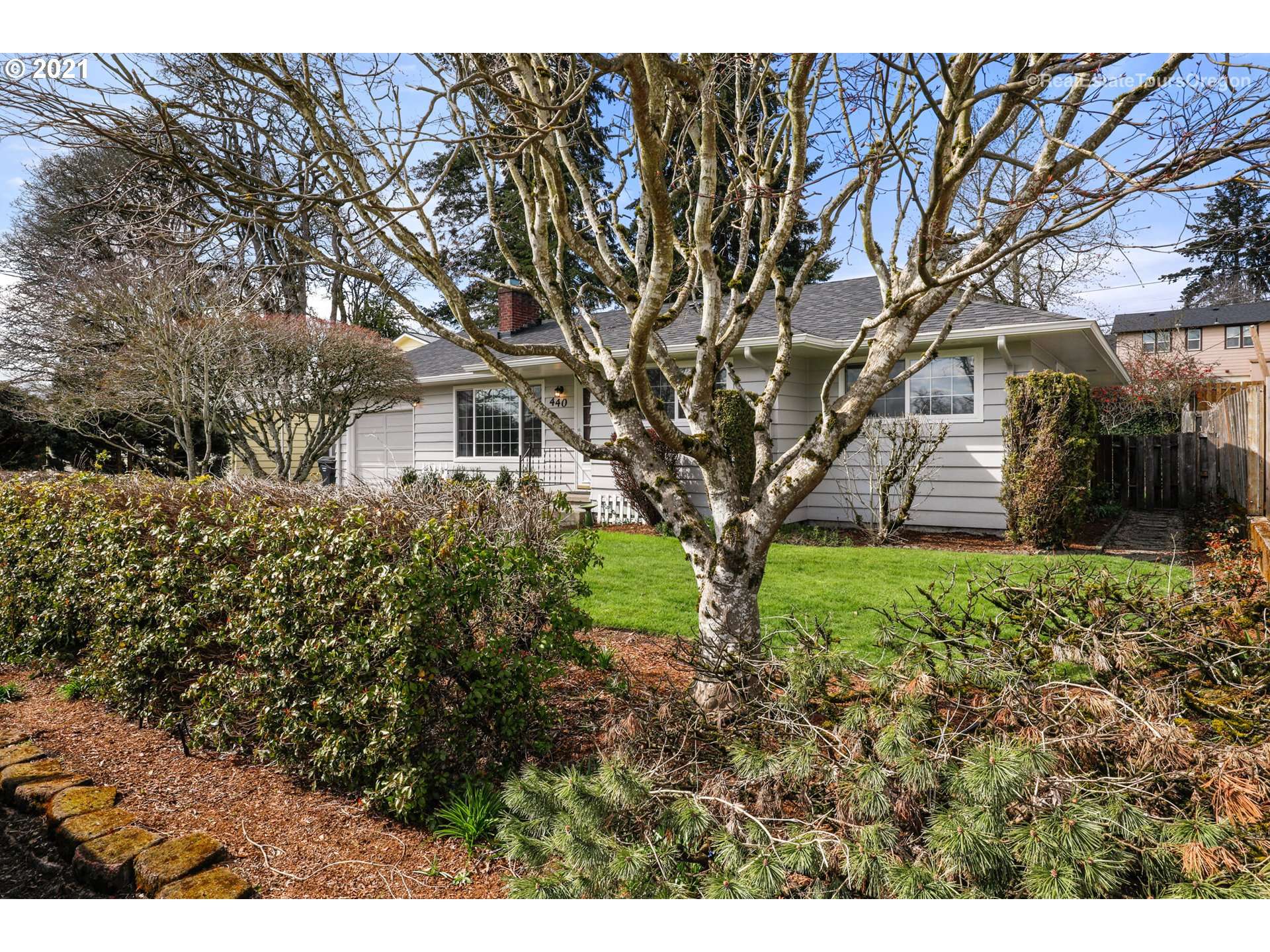 Gladstone, OR 97027,440 E FAIRFIELD ST