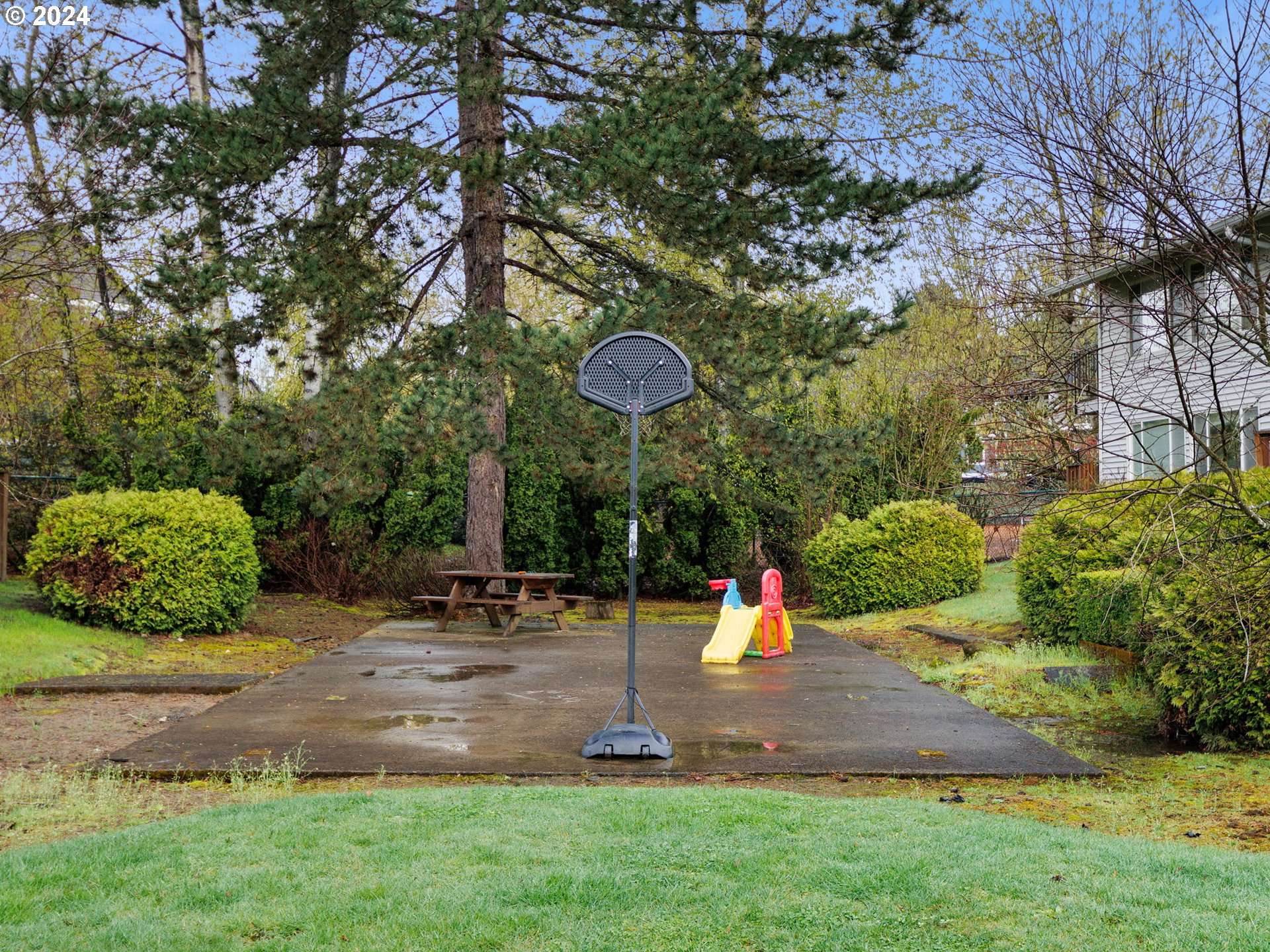 Portland, OR 97219,6835 SW CAPITOL HILL RD #35