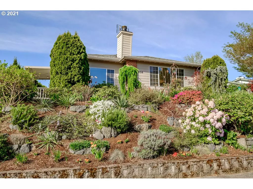 Salem, OR 97304,436 NW GREENACRE DR