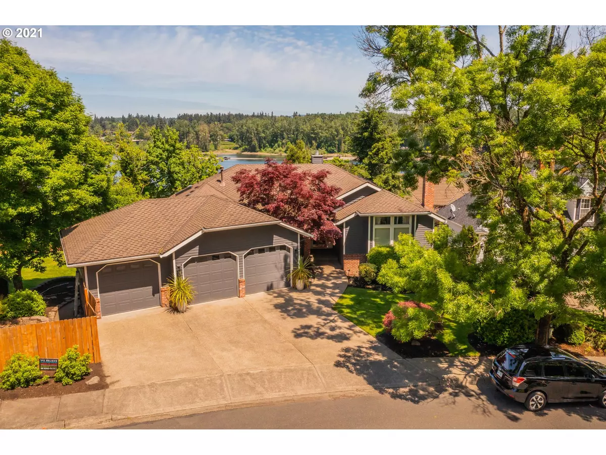 West Linn, OR 97068,1665 EDGEWATER CT