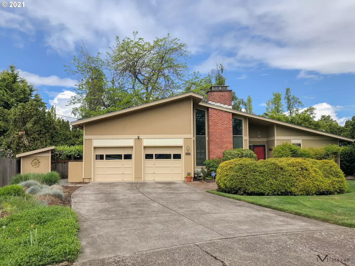 Eugene, OR 97401,2227 MONTEREY LN