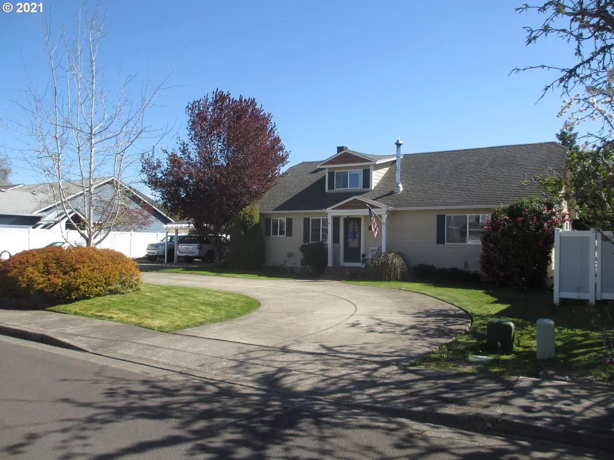 Keizer, OR 97303,634 SHANNON CT