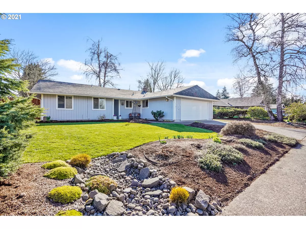 Keizer, OR 97303,934 KOALA ST