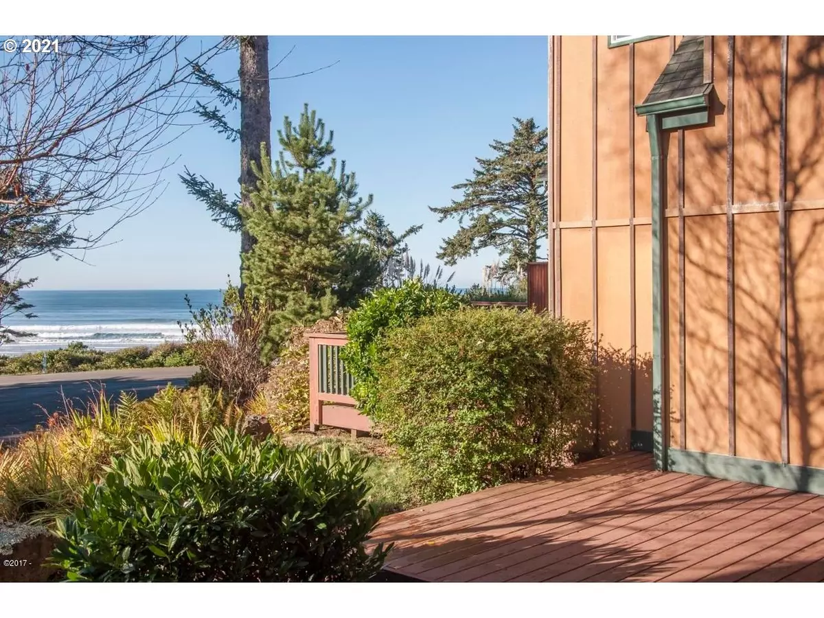 Newport, OR 97365,3360 NW OCEANVIEW DR