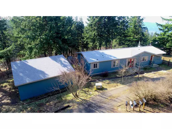 165 TUNNEL RD, Snowden, WA 98672