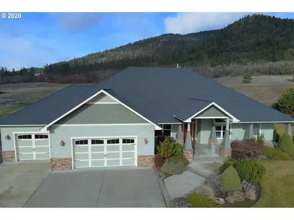 312 CRUME DR, Grants Pass, OR 97526