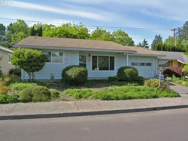 12120 SW KING RICHARD DR, King City, OR 97224