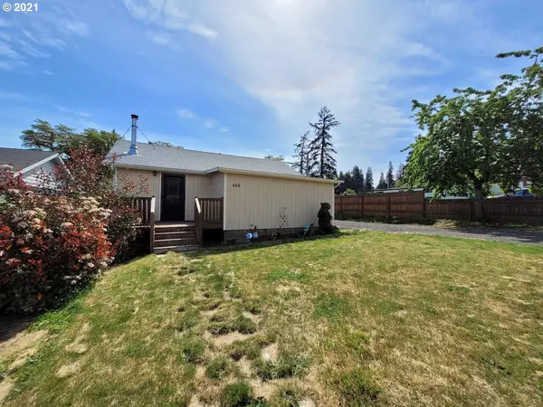 448 CHARLES ST, Yoncalla, OR 97499