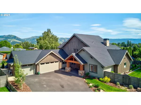 945 ROBERTS DR, Hood River, OR 97031