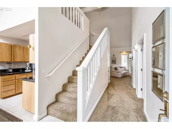 Eugene, OR 97401,515 COVEY LN