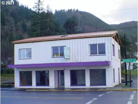 702 GARIBALDI AVE, Garibaldi, OR 97118