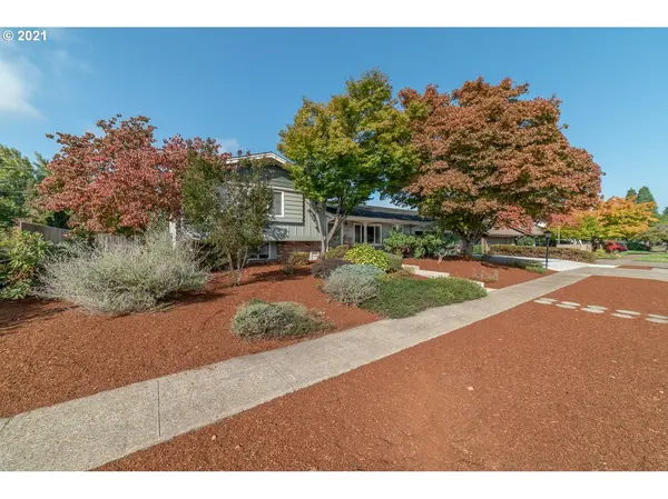 2132 ESCALANTE ST, Eugene, OR 97404