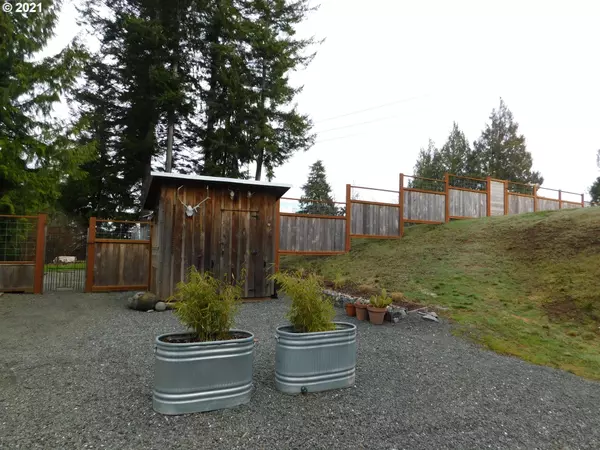 Coquille, OR 97423,36 S WESTERN DR