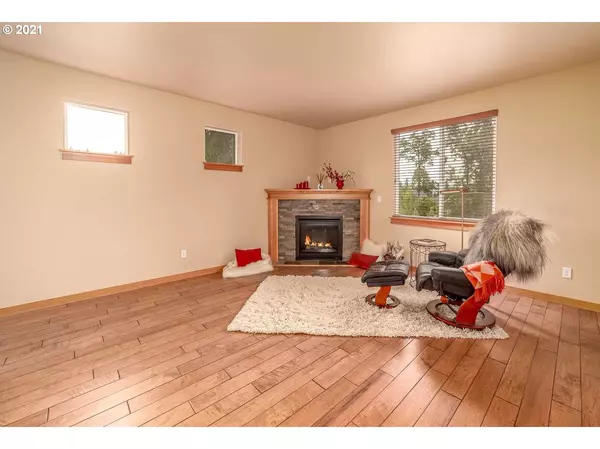 Springfield, OR 97478,545 MOUNTAINGATE DR 6