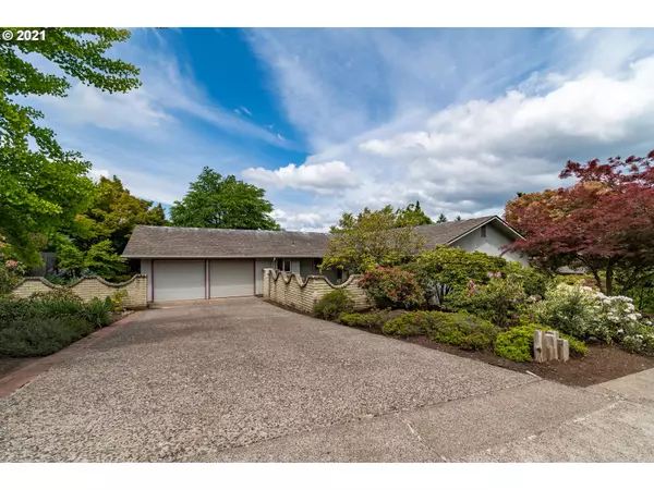 2735 MALIBU WAY, Eugene, OR 97405