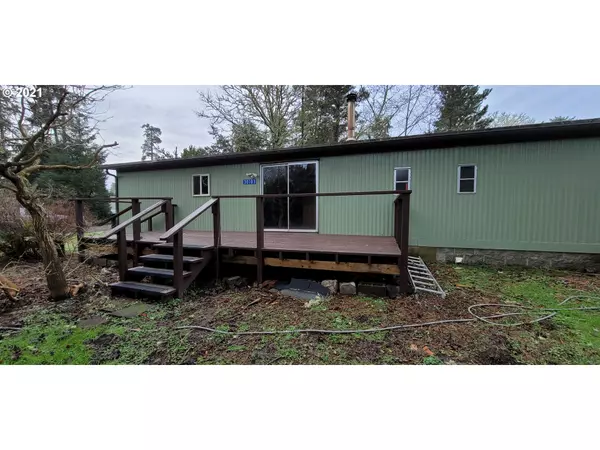 30103 W ST, Ocean Park, WA 98640