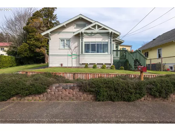 Astoria, OR 97103,1832 6th ST