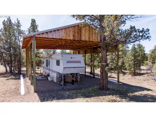 Prineville, OR 97754,835842 Salt Creek RD