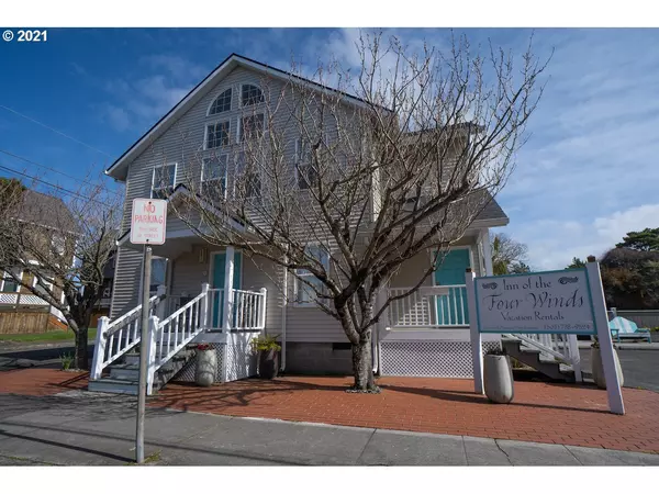 221 N Downing ST, Seaside, OR 97138