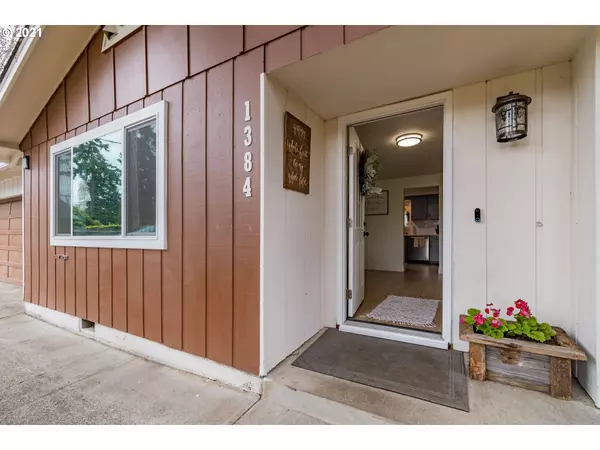 Eugene, OR 97401,1384 GOODPASTURE ISLAND RD