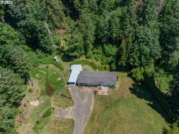 1413 TERRITORIAL HWY, Cottage Grove, OR 97424