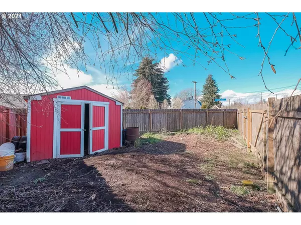 Keizer, OR 97303,4989 RESTMORE CT