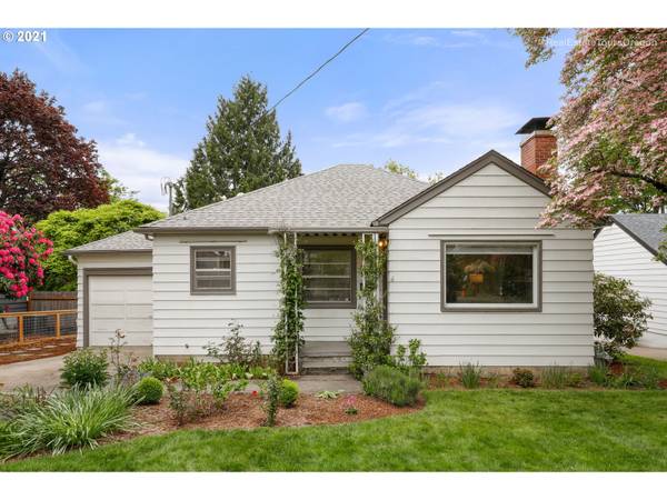 3221 SW PRIMROSE ST, Portland, OR 97219