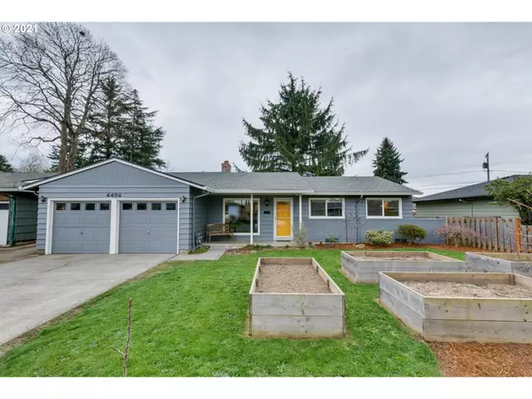 Milwaukie, OR 97222,4406 SE FIELDCREST DR