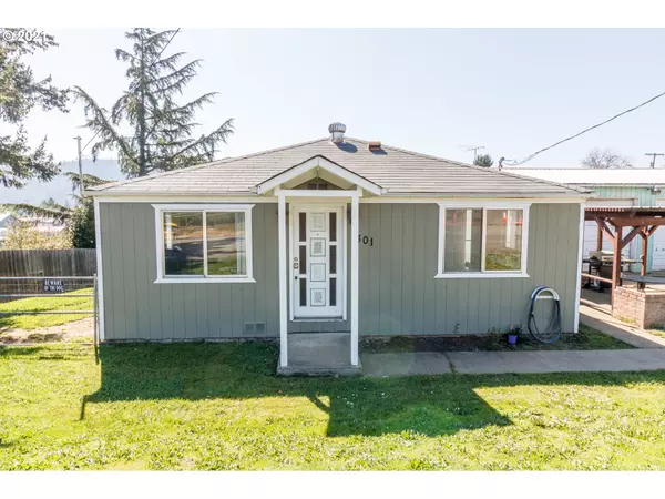 Winston, OR 97496,301 NE JORGEN ST