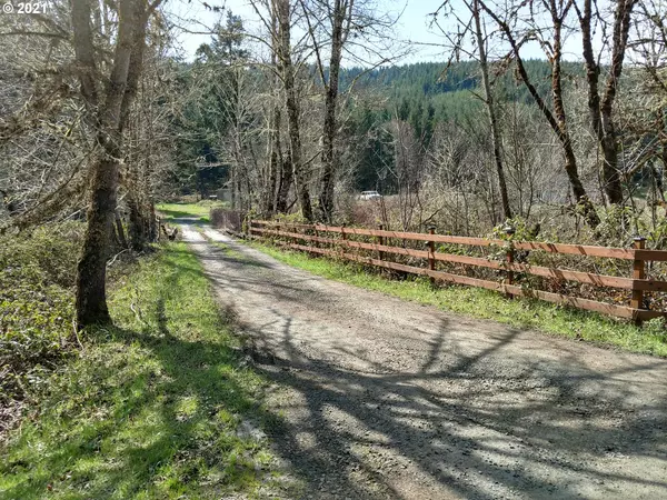 Yoncalla, OR 97499,2747 COX RD