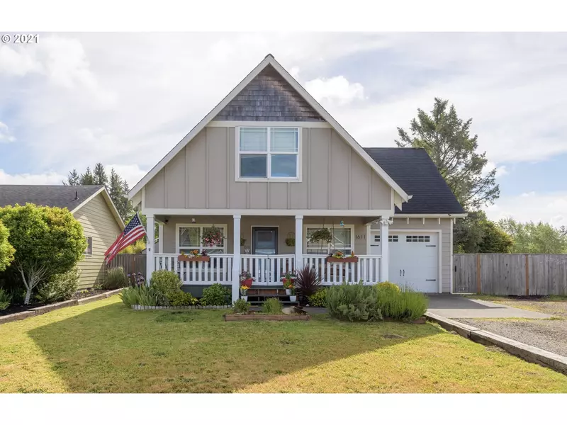 1611 Heritage RD, Gearhart, OR 97138