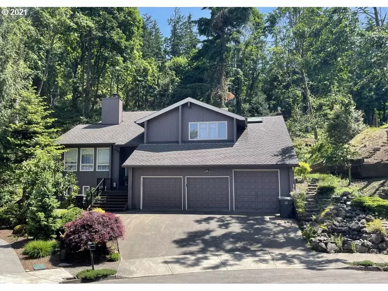 5022 WOODWINDS CT, West Linn, OR 97068