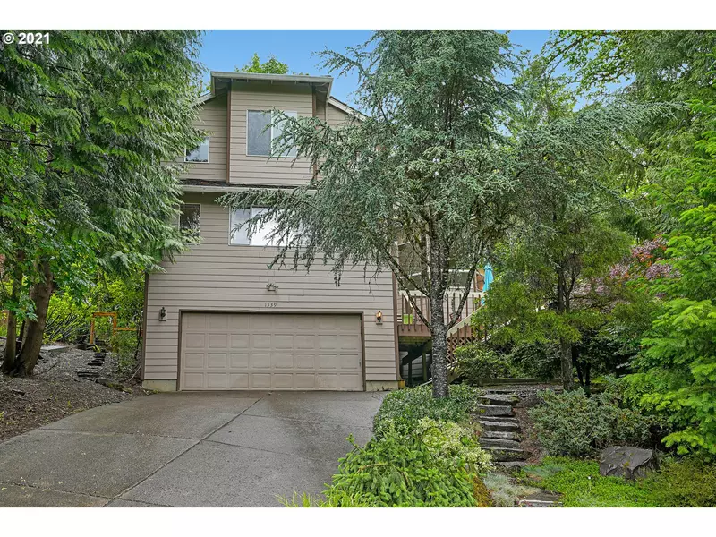 1339 SW KARI LN, Portland, OR 97219