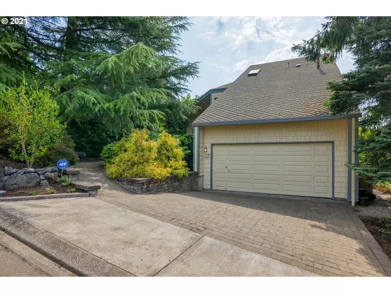 17 AQUINAS ST, Lake Oswego, OR 97035