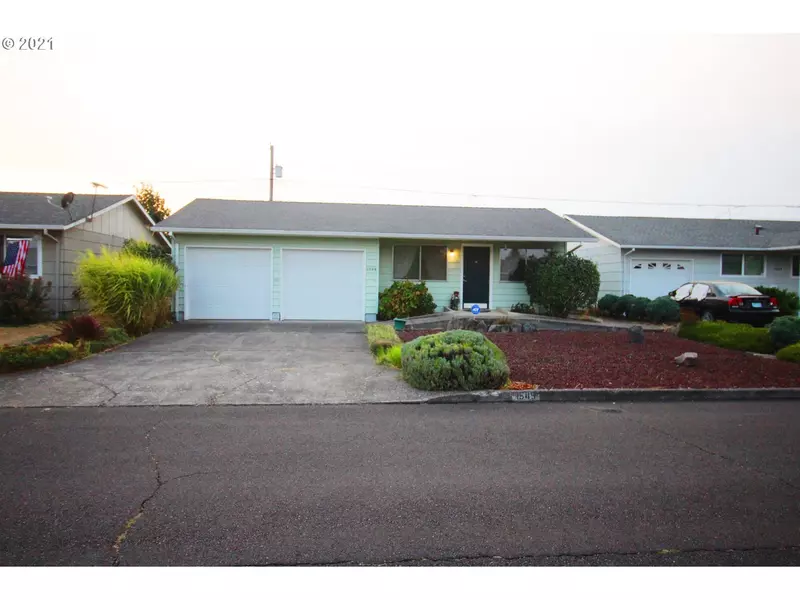 1549 THOMPSON RD, Woodburn, OR 97071